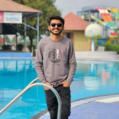 monanksojitra's profile picture. 🎶🔋📲🥃😵‍💫♻️
🌐 Web Developer | 💻 Creating stunning websites | 
🚀 Passionate about coding | 📈 Always learning |
 📷 Amateur photographer