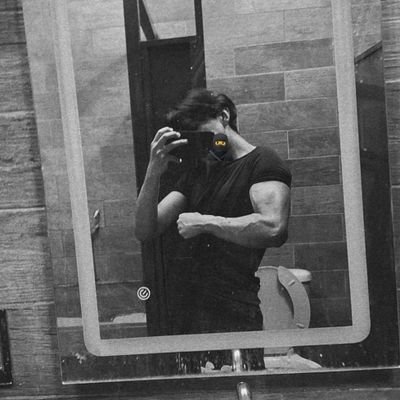 I'm not like the others, always focused on myself.🎧💪🔱 thas