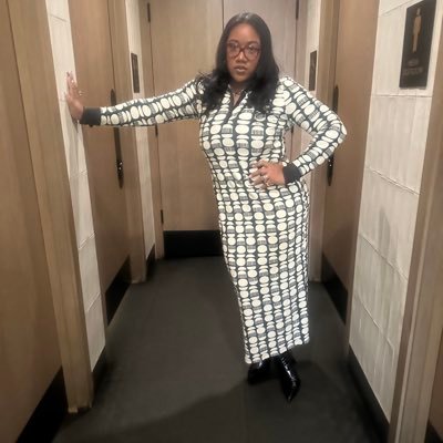 God, first. UVA and Texas A&M alum. Alpha woman 💗Avery and Addison’s mommy. ELA coach. collector of cute frames, Black books, and Black art.