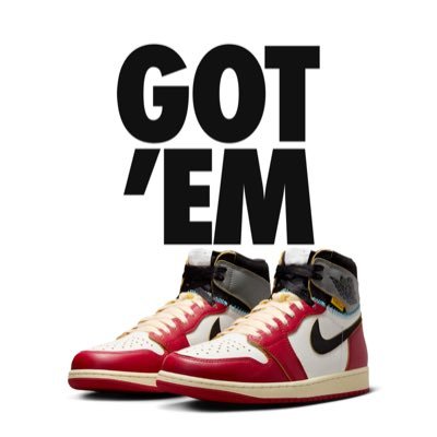 saga_sneaker's profile picture. いろいろとスニーカー集めています        NIKE/new balance 主に好きです                 無言フォロー失礼します