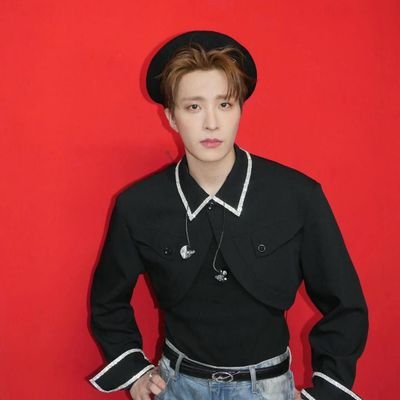 kanoklux41's profile picture. 