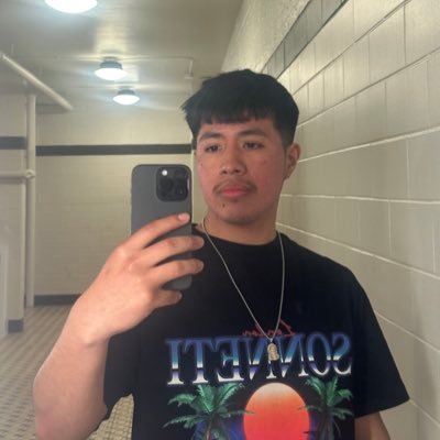 Josue_69m10's profile picture. let’s see what the world has in stored for me 🧑‍🚀
