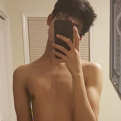 shawarmabroxxx's profile picture. Showing off turns me on 🔥