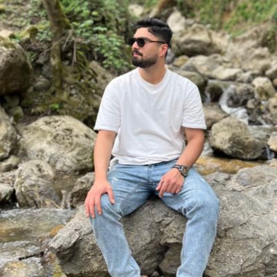 amirrahimipor77's profile picture. 