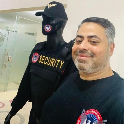 We belong to Allah and to Him we shall return - Formal Military Officer 👮♂️- مسلم سني عربي مصري وطني - תחי מצרים תמיד ולנצח