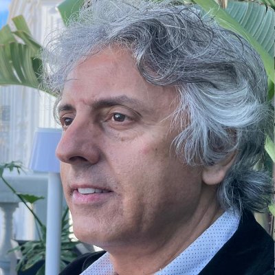 Doctor en Economía por Northwestern Univ.
Profesor en la Univ. Carlos III.
Enseño e investigo lo mejor que puedo.
Mi lema y mi blog: todo lo que sea verdad.