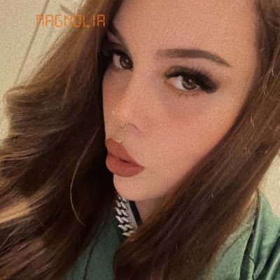 rubypeachhh's profile picture. 𝔜𝔬𝔲𝔯 𝔣𝔞𝔳𝔬𝔯𝔦𝔱𝔢 𝔠𝔲𝔯𝔳𝔶 𝔤𝔬𝔱𝔥 ♡