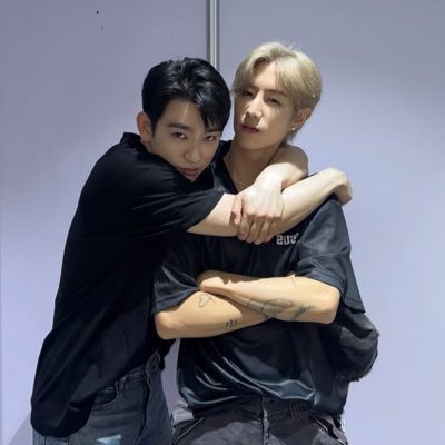 𝐓𝐡𝐢𝐬 𝐚𝐜𝐜𝐨𝐮𝐧𝐭 𝐰𝐢𝐥𝐥 𝐛𝐞 𝐦𝐲 𝐩𝐞𝐫𝐬𝐨𝐧𝐚𝐥 𝐬𝐩𝐚𝐜𝐞 𝐭𝐨 𝐭𝐰𝐞𝐞𝐭 𝐰𝐡𝐚𝐭𝐞𝐯𝐞𝐫 𝐢 𝐰𝐚𝐧𝐭 - ᵉᵐᵒᵗⁱᵒⁿᵃˡ ᵍᵘʳˡ ᵘᵖᵈᵃᵗⁱⁿᵍ ʰᵉʳ ᵈᵃⁱˡʸ ˡⁱᶠᵉ