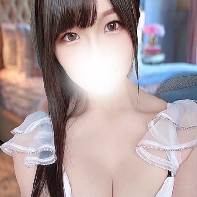 博多のメンズエステ、 GLAMOROUS、(かのん)です✨11時〜20時くらいまでいます✨一緒に濃厚なお時間過ごしませんか?✨