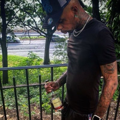 Red___Carpet's profile picture. BRONX im a gamer starting to create content now so be on the look out MY NEW YOUTUBE gaming https://t.co/5xolIo8lQQ