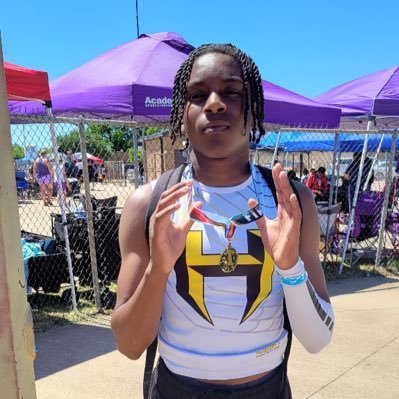 Football , Rb,Wr,Ss,track (wt142) (ht5’9) ,3x junior Olympian ,(100m-11.34)( 400m-53.56), (C/O29)(email-chancemattic30@gmail.com)