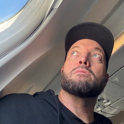 RobEwen783798's profile picture. Mining & Tech