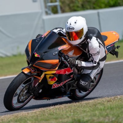 ちーちゃん💙🧸GSX250R (@bakusoumotochiz) / X