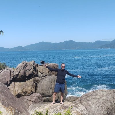 CarlosCabralJ's profile picture. 