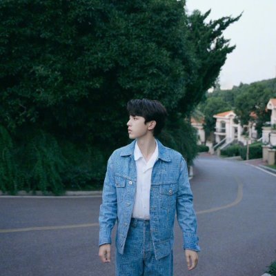 04年大学生/短剧演员/解说/主持
币安官方商务|申请币安返佣代理请联系 TG:@yimeng158
#Binance 热爱Web3,希望与大家一起向成功迈步!