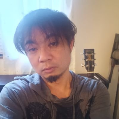 売れるネット広告社の社員(リードジェネレーション担当)。
|印刷パッケージ営業(7年)|INFO系企業で営業(倒産)|個人起業&ベンチャー創業参画|2022年〜現職/人生攻めすぎて経歴カオス。発信はWebマーケティング中心。Webマーケッターと繋がりたい。フォロバ100(変な垢以外)