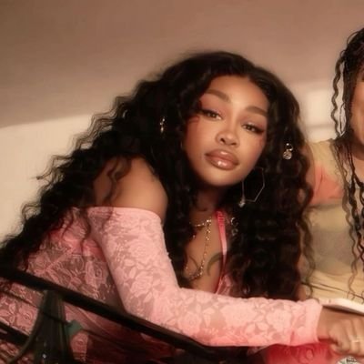 percybluej's profile picture. eu e mingi do ateez brigando de faca por um acarajé na praça de cruz das almas bahia 📍