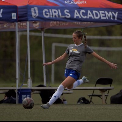 Indy Premier 09 GA| #3 | height- 5,7| Center back| Hamilton Southeastern high school | class of 2028 | 3.9 GPA|
