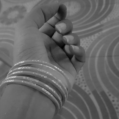 luckysmiley_'s profile picture. నాకంటూ ఆశలు ఏమి లేవు,
పవన్ కల్యాణ్ అనే ఆశయం తప్ప..!      

పెద్దగా కోరికలు ఏమీలేవు, కోలుకుంటే చాలు' ఎందుకు అంటే ప్రపంచంలో అందరి బాధలు నావే అనిపిస్తూ ఉంటుంది..!