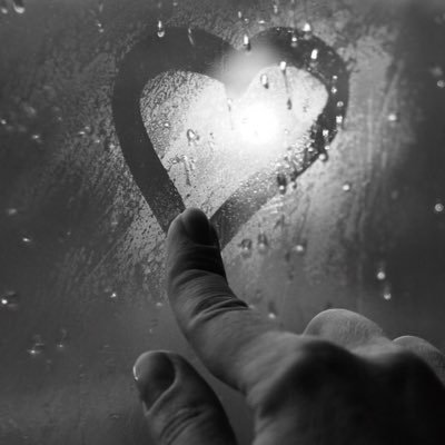 f3isal_90's profile picture. 