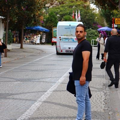 rahim_tahmasb's profile picture. دست آخر فقط خودتی وخودت