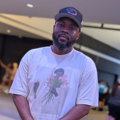 Thaxby_Chamblis's profile picture. Hardcore rap and Mary J. Blige records.