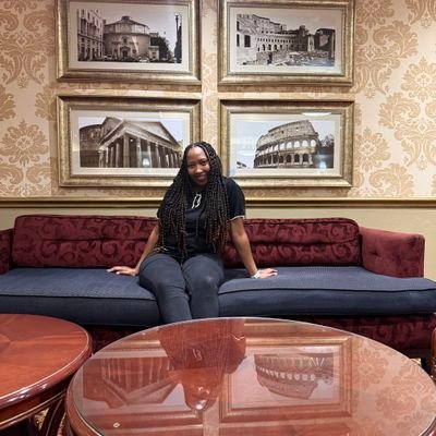 zamazwidekhumal's profile picture. 