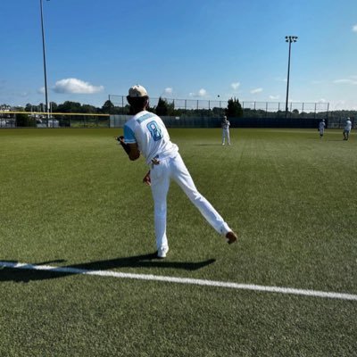 DylanMorris2028's profile picture. 2028 3-sport athlete ⚾️🏈 Track| Berkeley Prep |Ostingers Baseball |6’3 170 lbs.