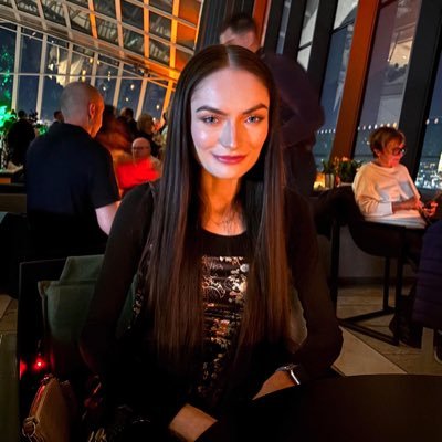 Nearly nurse in female acute 🌻 Passionate about madness, lived experience & SMI research 🧬