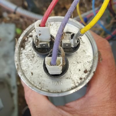 Jeffrey28167906's profile picture. 