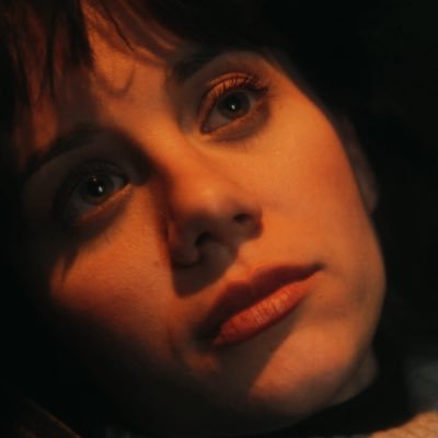 tessatide's profile picture. she / her 💿 ig: iamtessatide Nuevo EP “POSTALES”  YA DISPONIBLE 📬