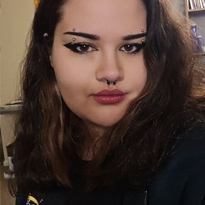 23 - she/her - ❤️ @megafresher ❤️ - free palestine -