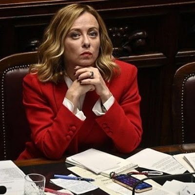 prestatore privato della banca nazionale Italia
e-mail: mariabegona21@gmail.com