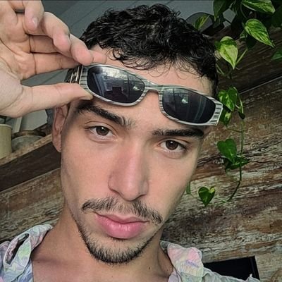 Talvez, se eu colocar um pouco dos meus pensamentos aqui, meu cabeção diminui