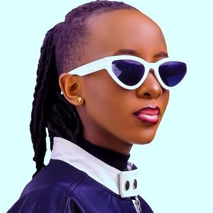 Am a little girl with big dreams
Call +256759622993 for business