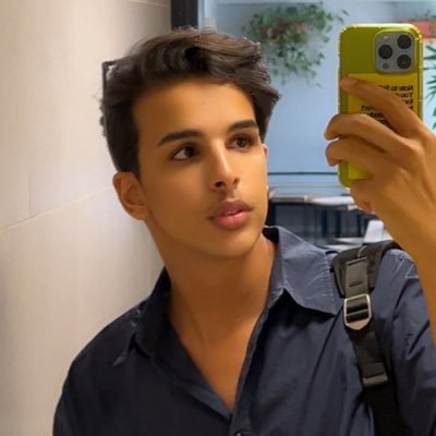 نحن أحياء وللحلم بقيه.