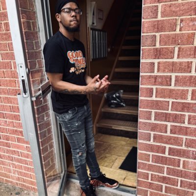 StantonOaksForever🏪 FreeDaSteppers⛓️🥷🏽 🅱️🅱️🅱️ Alumni‘16 OnlyDaStrongSurvive🤫 WVSUAlumni🖤🐝 Grind&Hustle💰💫