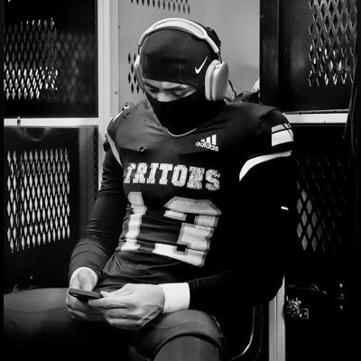 6’2 200 | WR | Iowa central community college |206-539-6499| jacksonsejhe@gmail.com