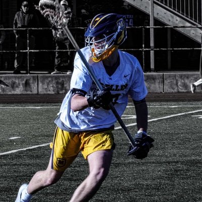 I am a lacrosse and football athlete who goes to Archbishop Moeller High School. Devoted to Jesus.✝️