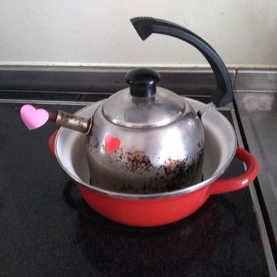 HhLhu0kM2y4586's profile picture. 定年で家に戻ったので、テキトーに老後を過ごそうと思ったが、そうはいかないらしいぞ😑