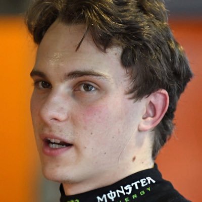 “F1 Rookie of the Year: How Oscar Piastri Took the Grid by Storm” — transmasc (he/ele)