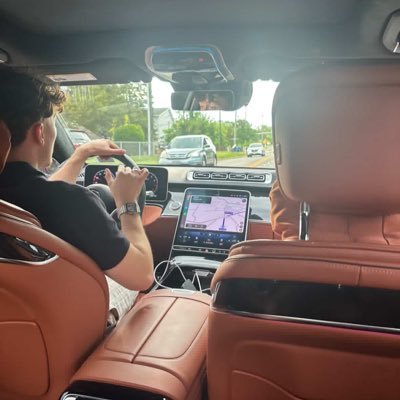 ZachScullione's profile picture. 703 Capital