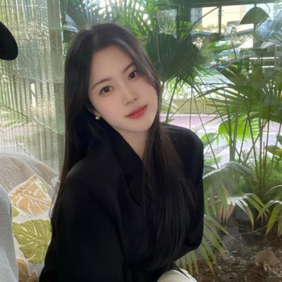 Likes: travelling, fishing, swimming and exploring cultures. No Porn❌ I don't want to show anything on here. Because I am on here for news only. Open DM