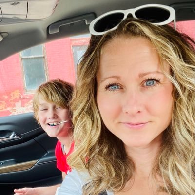 LaceyD45698's profile picture. 