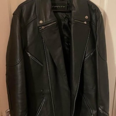 CazRocker13571's profile picture. 