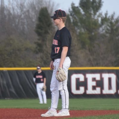 Hartford Oriole🏈⚾️|GRB Madison⚾️|GRB National|Future Games|4.0 Student Athlete| 📞414-704-5287|NCAA ID: 2410445119