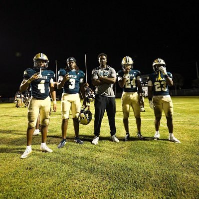 RB Coach @WestBocaBullsFB Youth Coach @MiamiDolphins 1 John 4:4