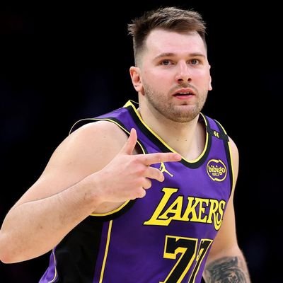 EstacaoLakers's profile picture. Portal para informações e comentários sem sentido sobre o nosso Los Angeles Lakers