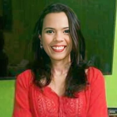 lucyguedes_'s profile picture. 
