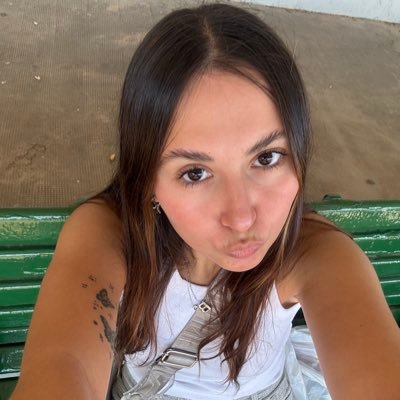 biandeboli's profile picture. en 1 since 1999